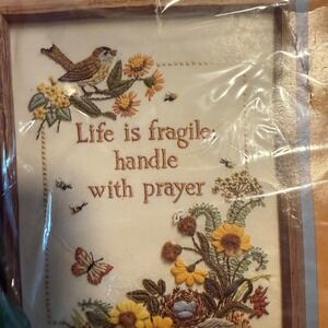 Creative Circle Crewel Embroidery Kit 1004 Life Is Fragile Bob Shafor VTG New